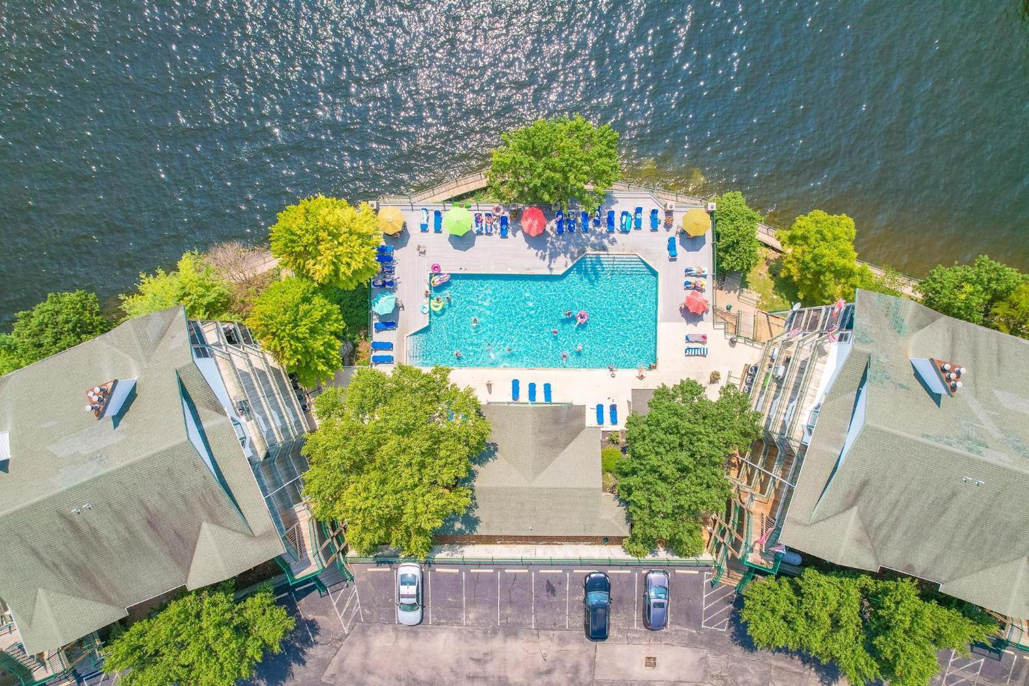 הוילה אגם אוזרק Harbour Towne 202 מראה חיצוני תמונה